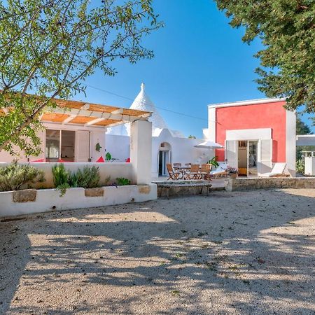 Villa Trullo Cezanne unique&peaceful à Ceglie Messapica Extérieur photo
