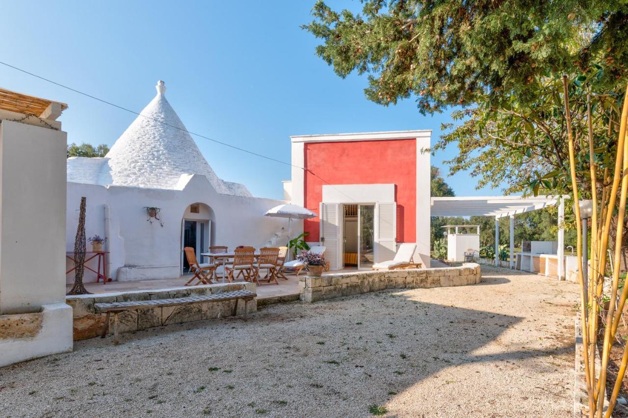 Villa Trullo Cezanne unique&peaceful à Ceglie Messapica Extérieur photo