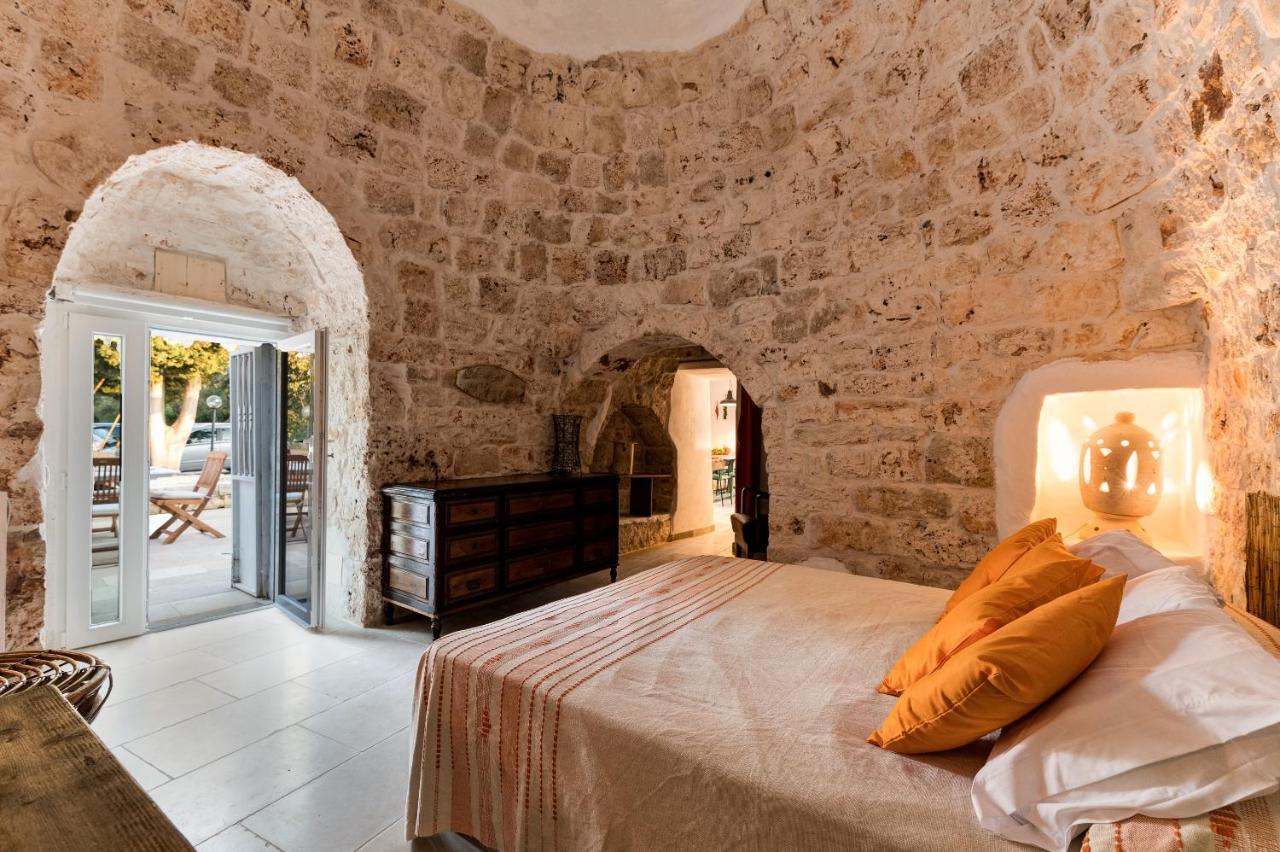 Villa Trullo Cezanne unique&peaceful à Ceglie Messapica Extérieur photo