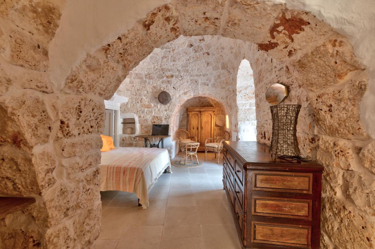 Villa Trullo Cezanne unique&peaceful à Ceglie Messapica Extérieur photo